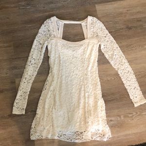 Women’s white lace dress long sleeve free people